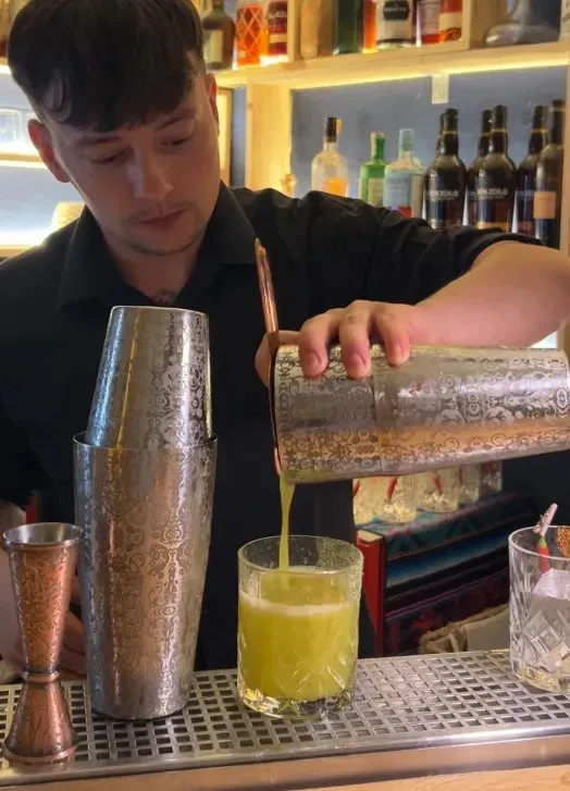 Detalle de plato gourmet en Chakana